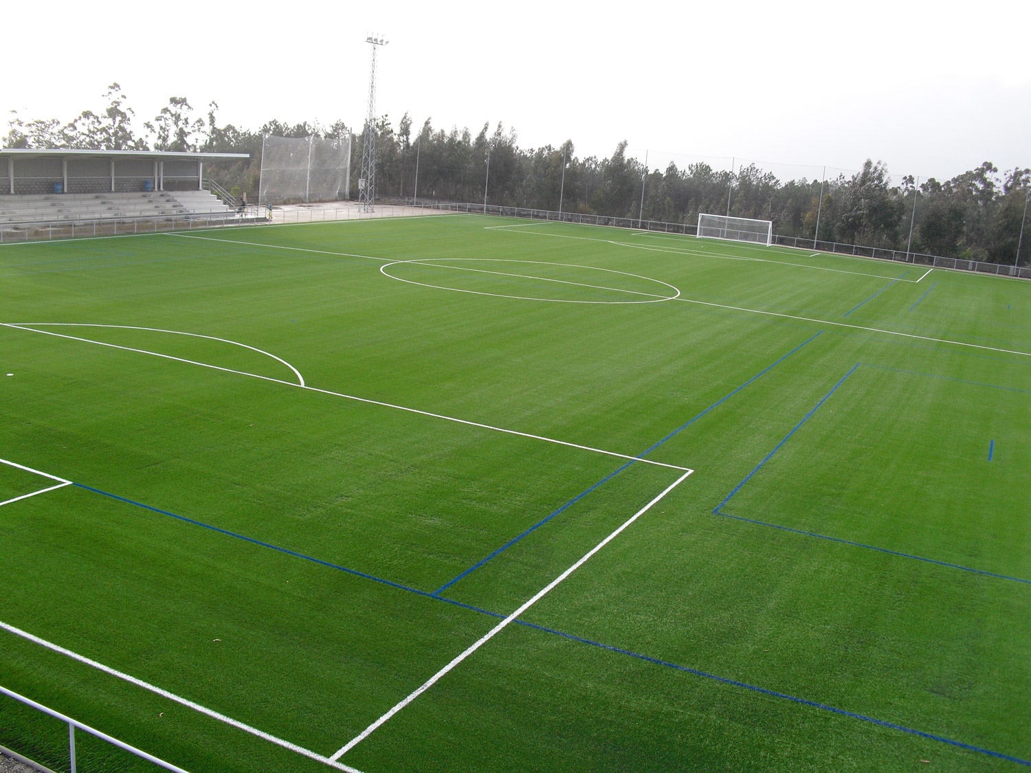 Campos De Futbol De Cesped Artificial Agora Sport